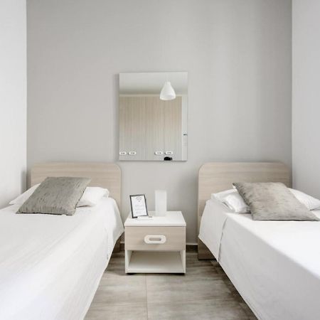 F12 Room 2, Private Room Two Single Beds Privated Bathroom In Shared Flat Msida Exteriör bild