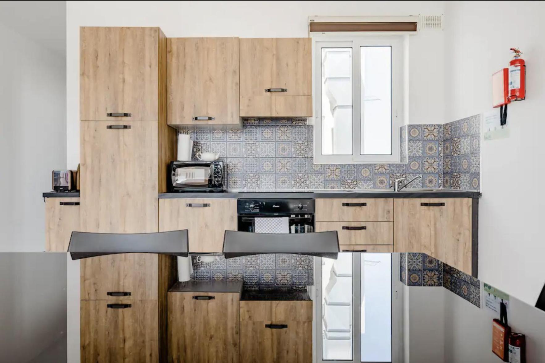 F12 Room 2, Private Room Two Single Beds Privated Bathroom In Shared Flat Msida Exteriör bild