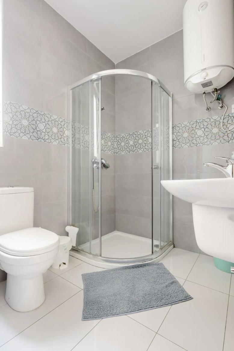 F12 Room 2, Private Room Two Single Beds Privated Bathroom In Shared Flat Msida Exteriör bild